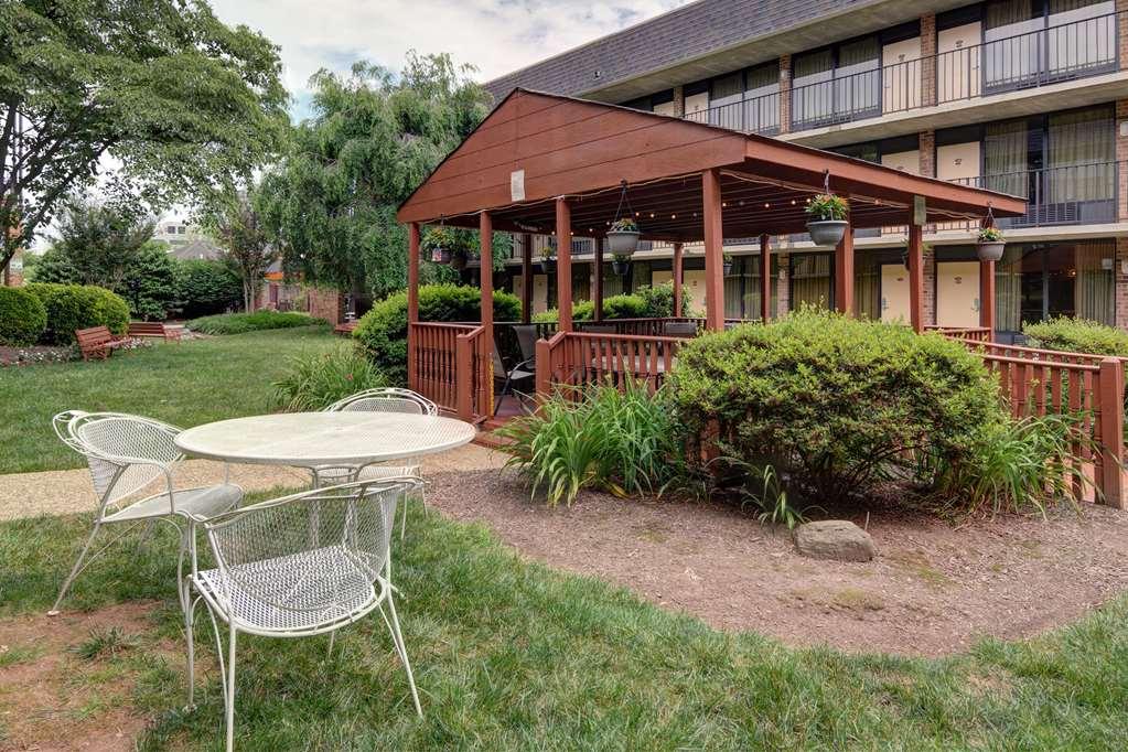 Suburban Studios Tysons Corner Vienna Servizi foto