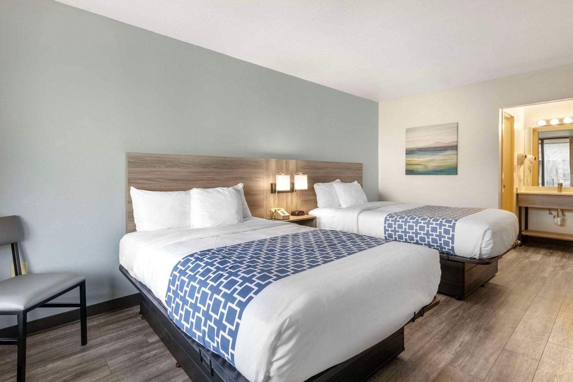 Suburban Studios Tysons Corner Vienna Esterno foto