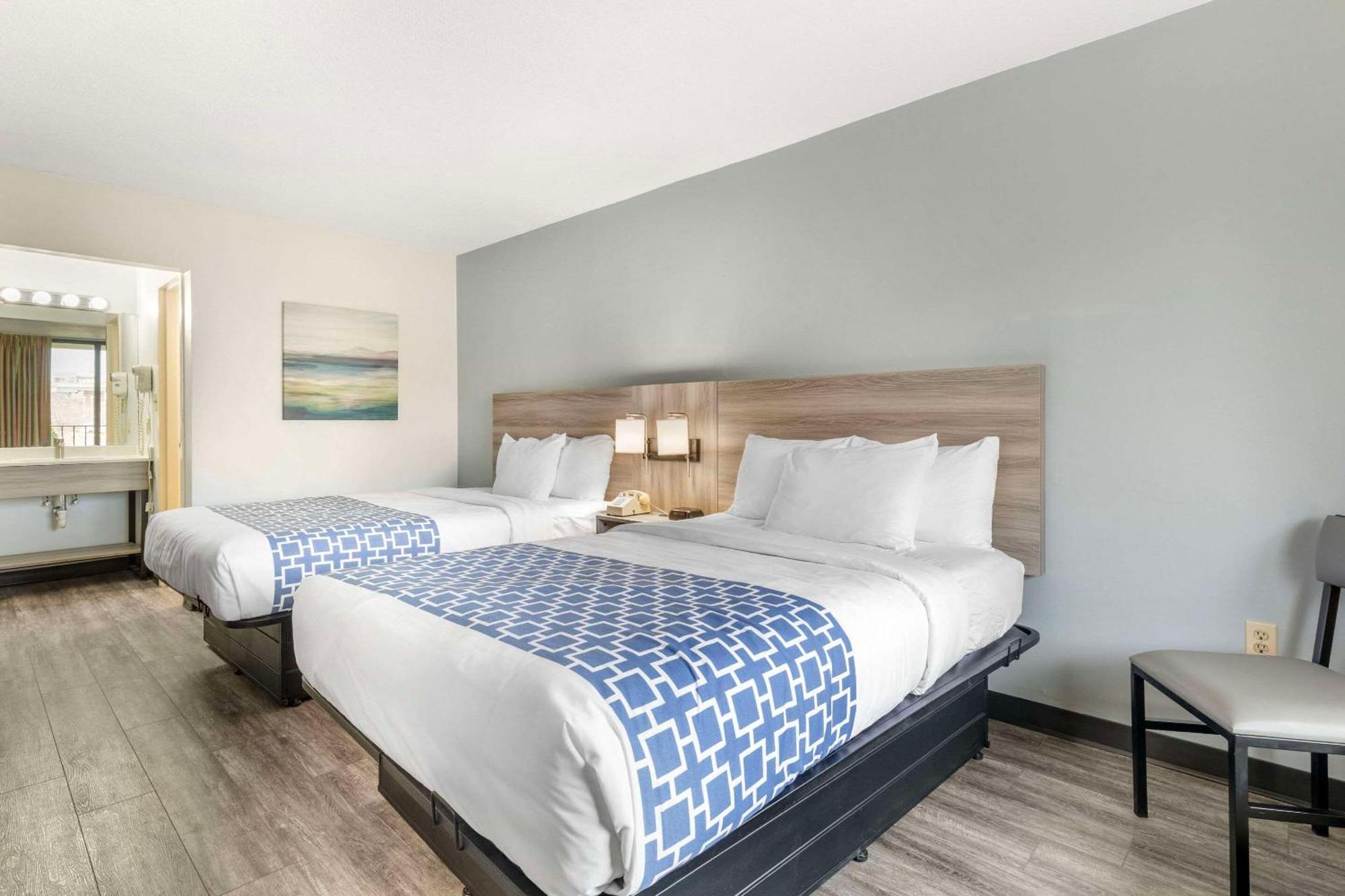 Suburban Studios Tysons Corner Vienna Esterno foto