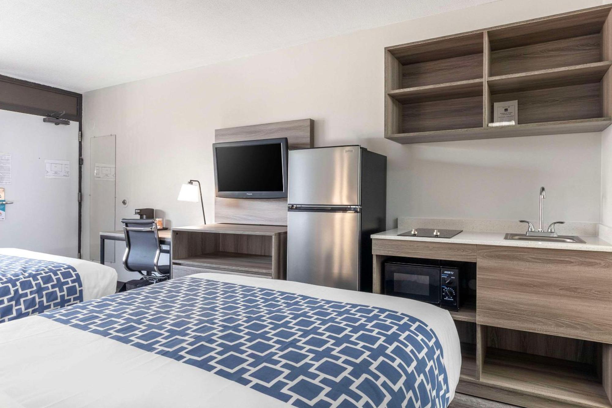 Suburban Studios Tysons Corner Vienna Esterno foto